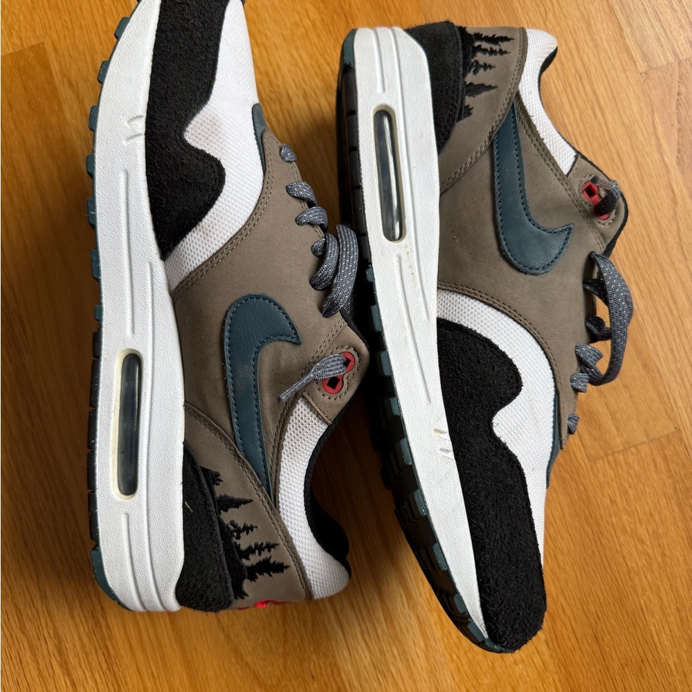 Nike Men’s Air Max 1 — Olive Green/Black/White